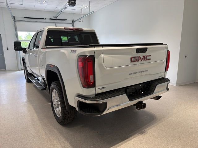 Certified 2022 GMC Sierra 2500 SLT w/ SLT Convenience Package AWD/4WD image 4