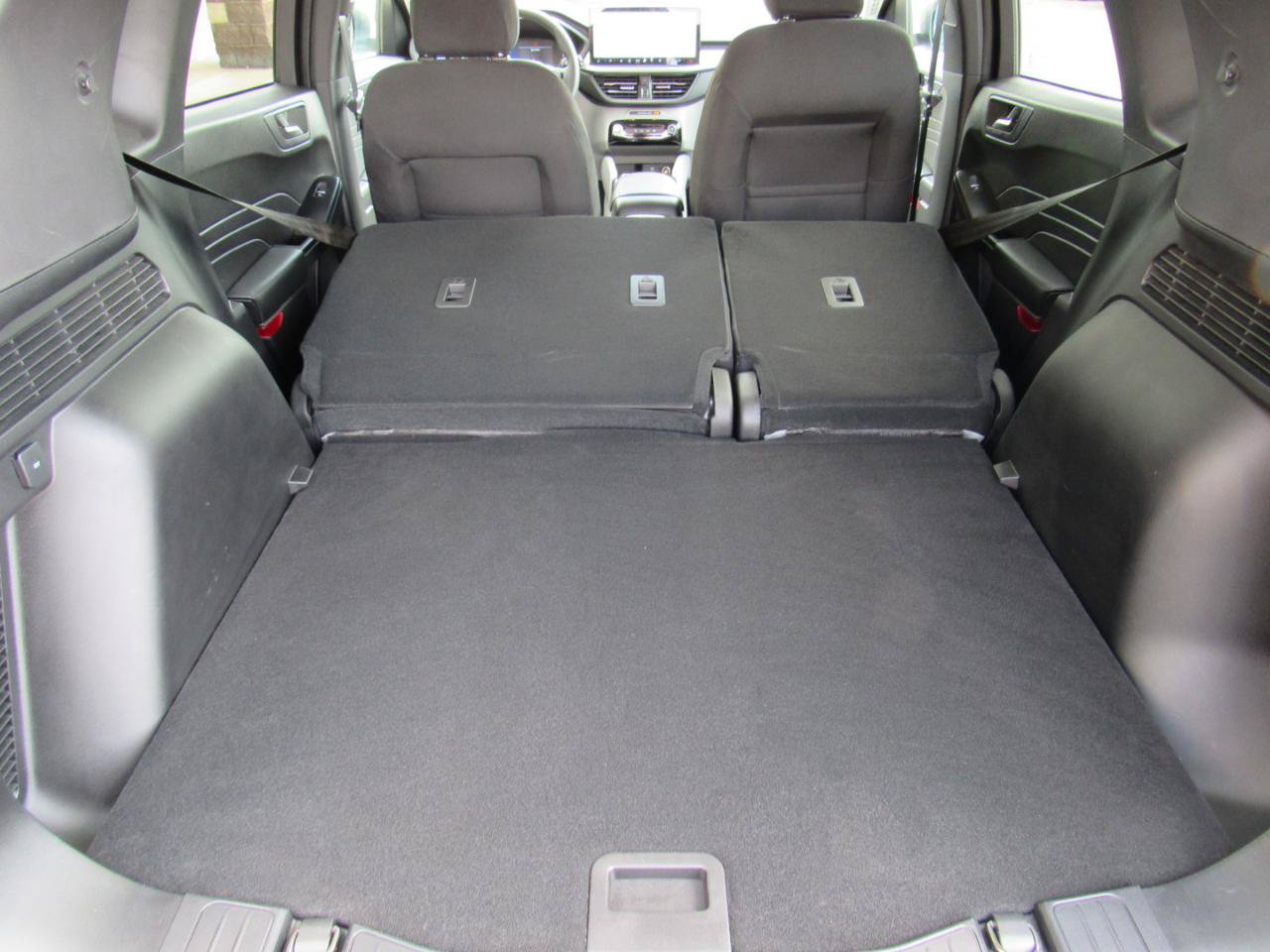 Used 2023 Ford Escape Active w/ Tech Pack #1 AWD/4WD image 31