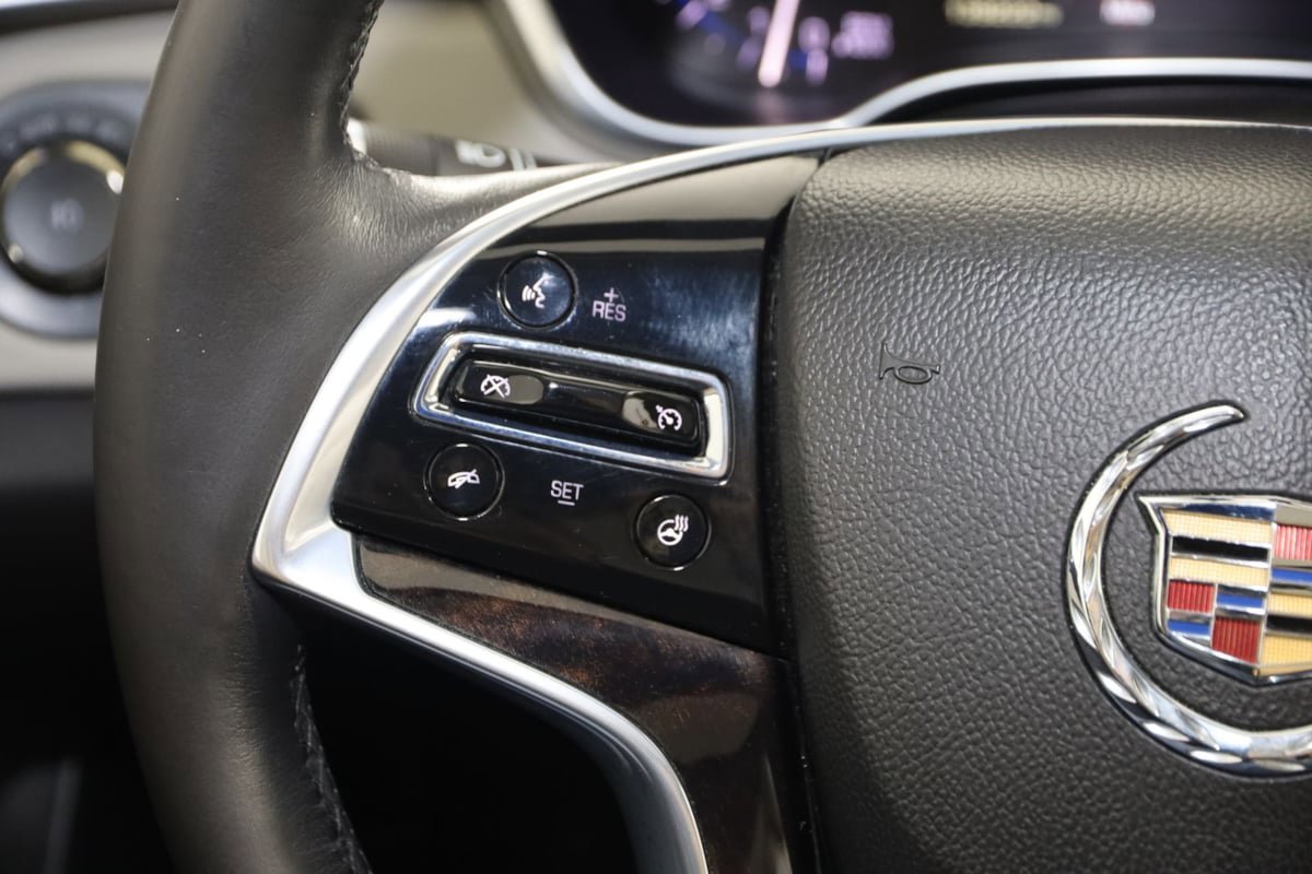 Used 2015 Cadillac SRX Performance FWD image 33