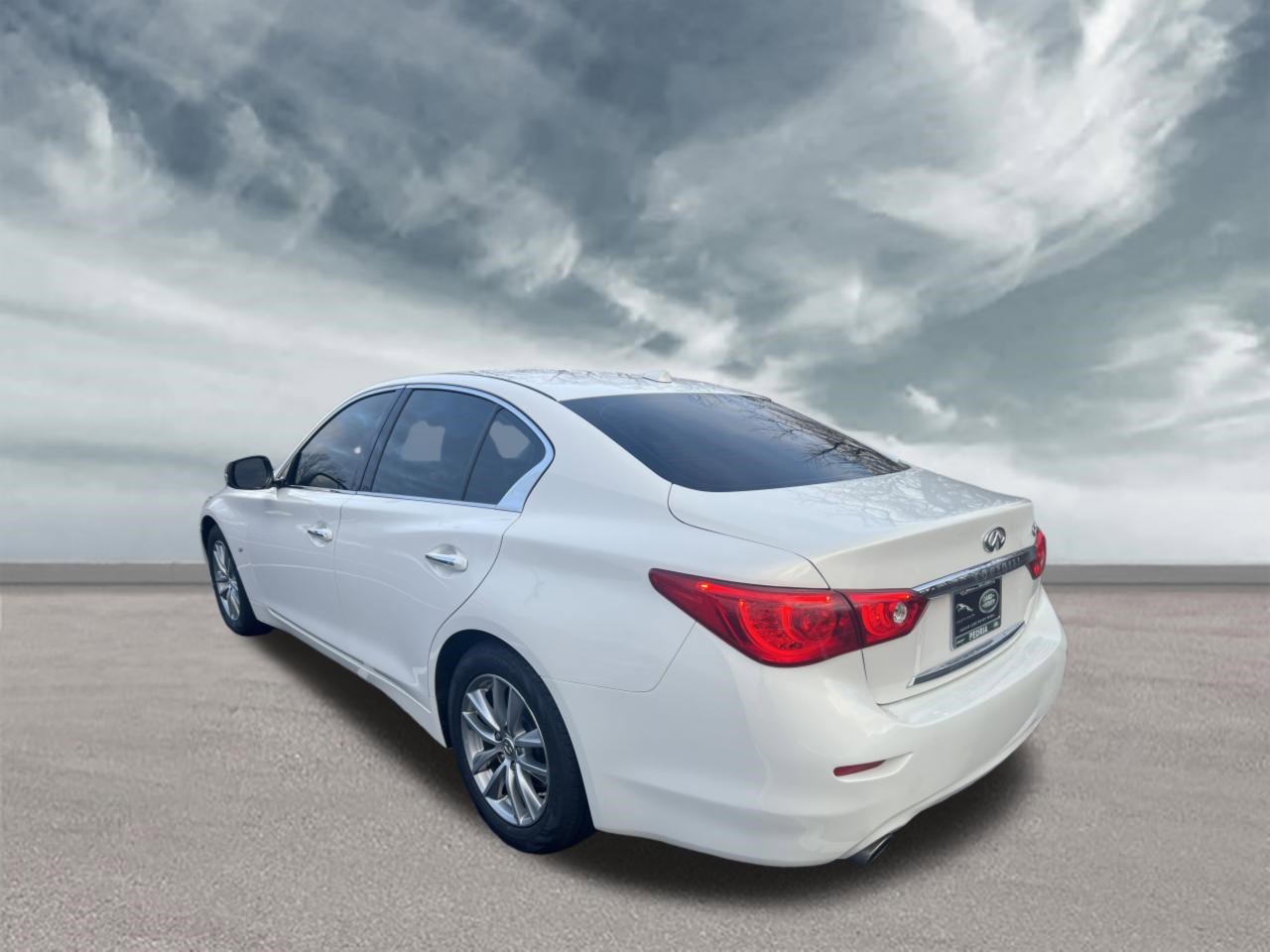 Used 2014 INFINITI Q50 Premium w/ All Weather Package image 3