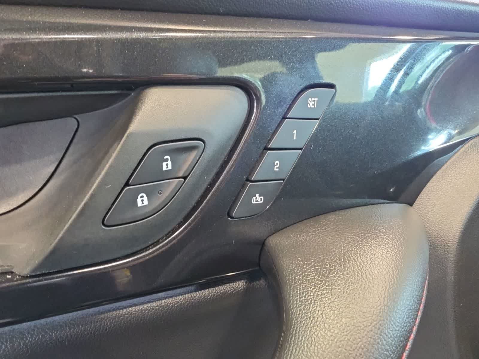 Used 2021 Chevrolet Blazer RS w/ Enhanced Convenience Package AWD/4WD image 25