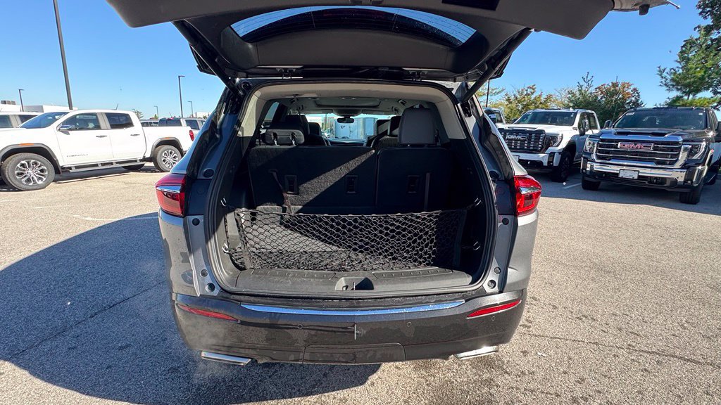 Used 2020 Buick Enclave Essence FWD image 4