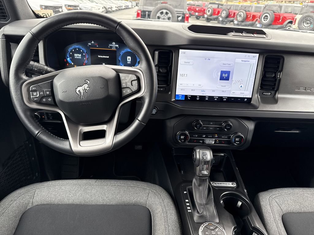 Used 2025 Ford Bronco Big Bend image 23