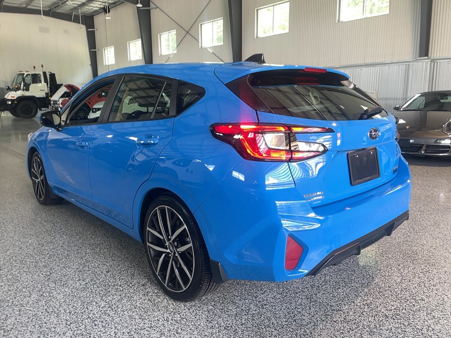 Used 2025 Subaru Impreza 2.0i Sport AWD/4WD image 15
