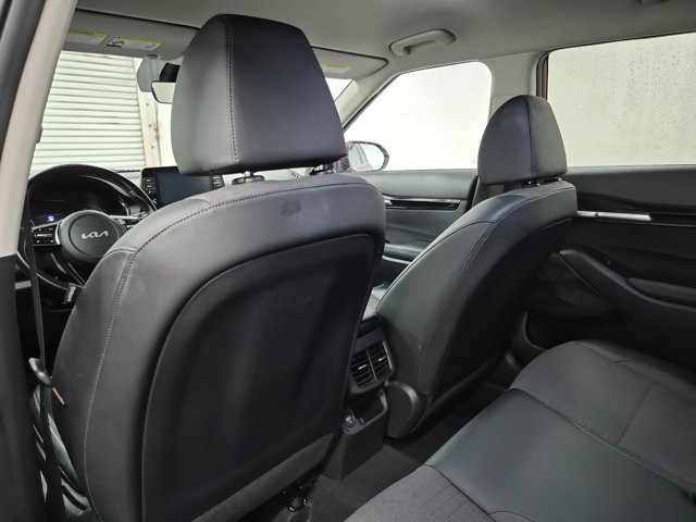 Certified 2023 Kia Seltos S image 14