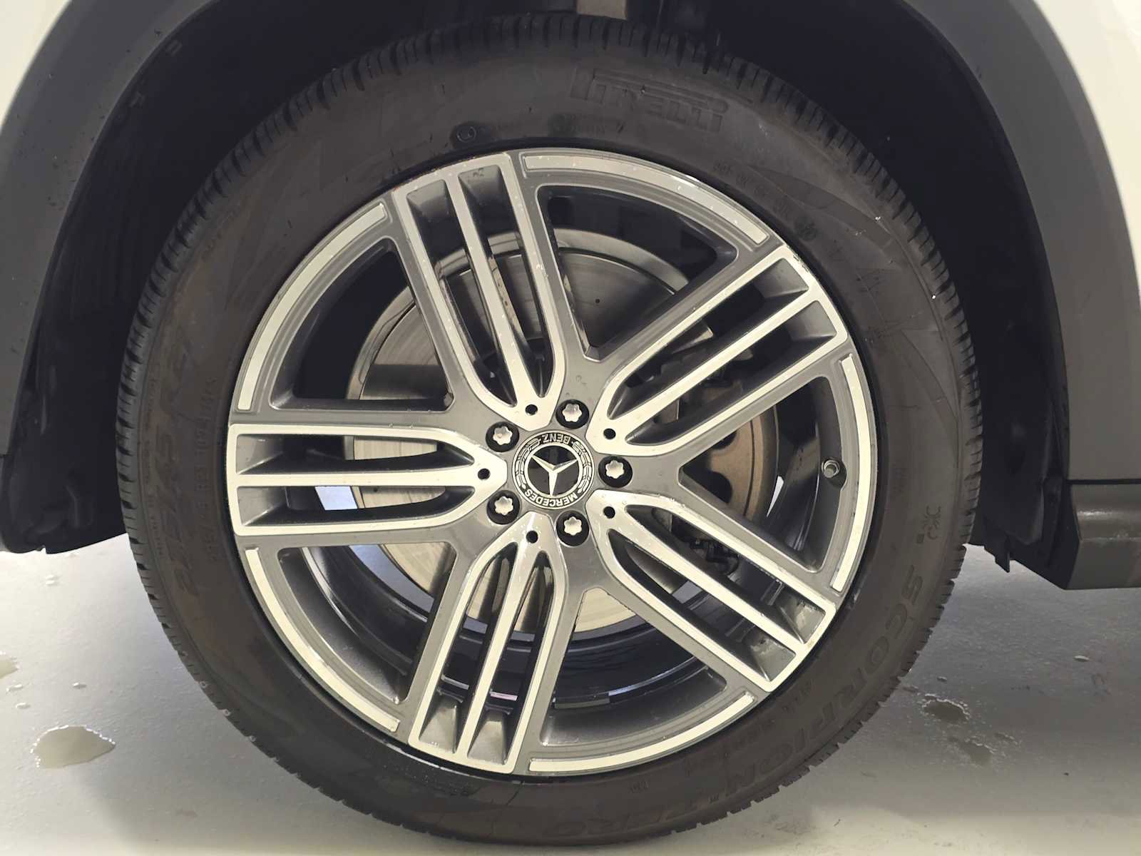 Used 2025 Mercedes-Benz GLS 450 GLS 450 image 10