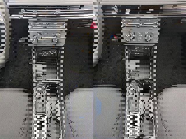 New 2026 Hyundai Tucson SE image 18