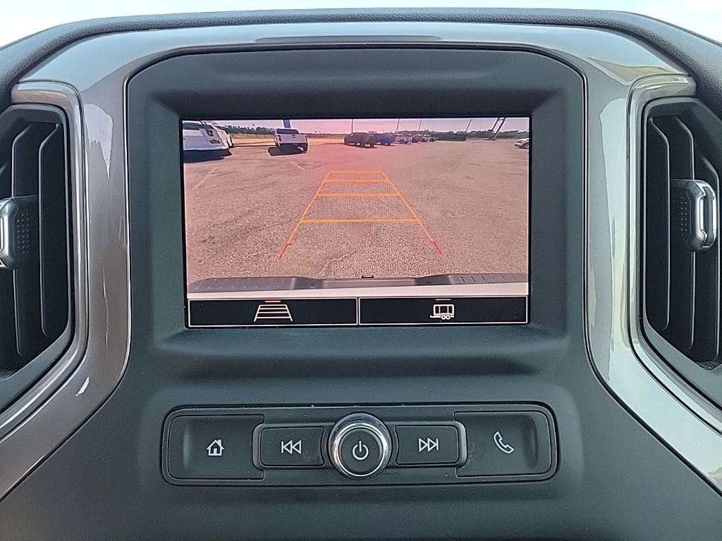 Used 2024 Chevrolet Silverado 2500 Custom w/ Custom Value Package image 19