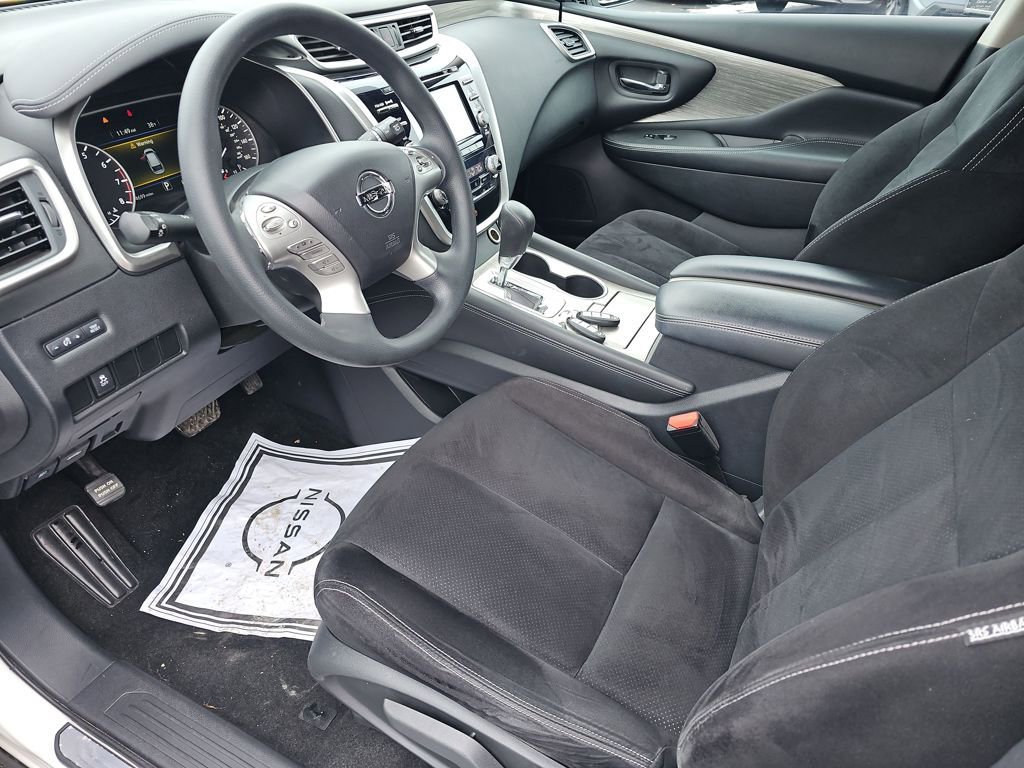 Used 2017 Nissan Murano S image 31