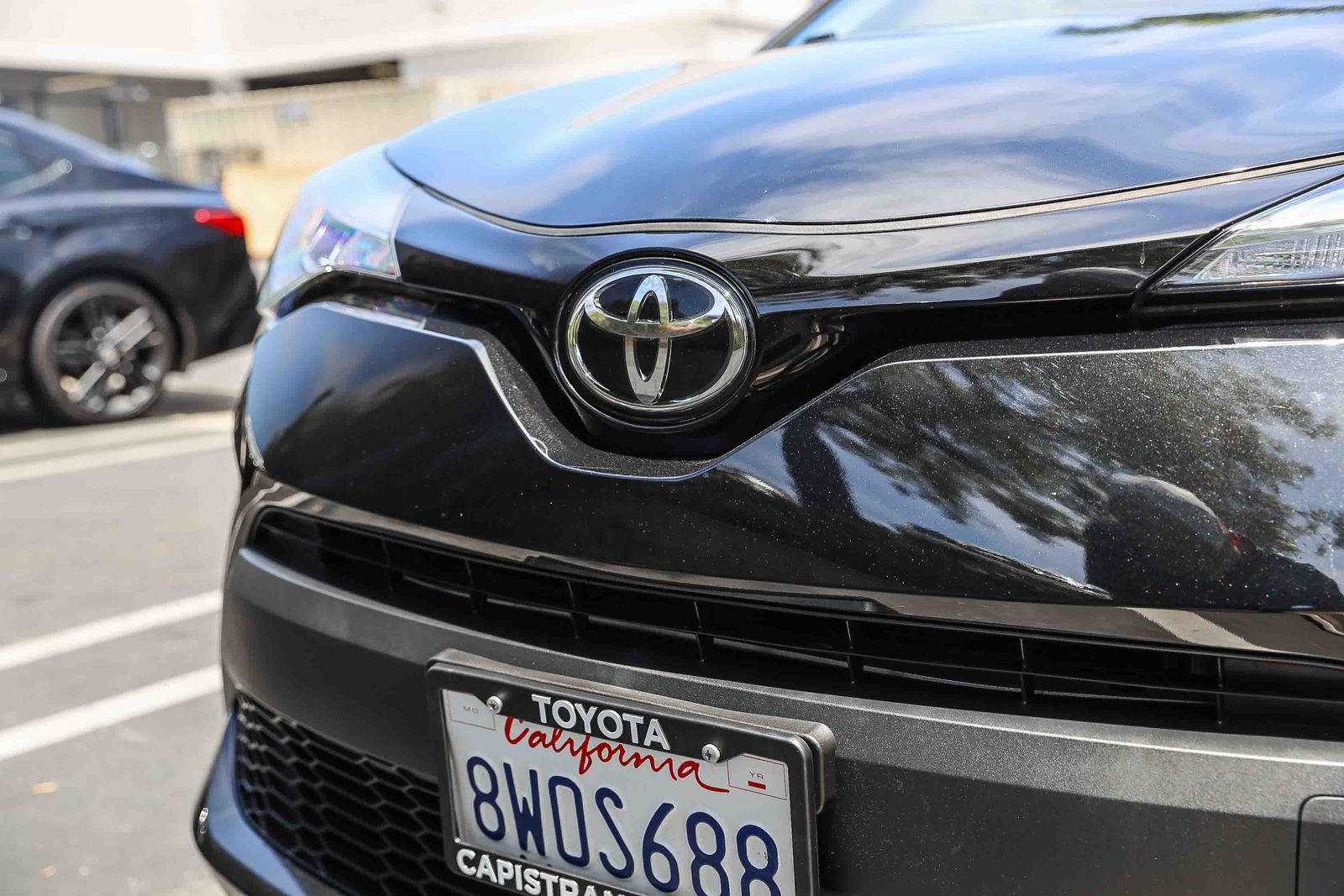 Certified 2021 Toyota C-HR LE FWD image 11