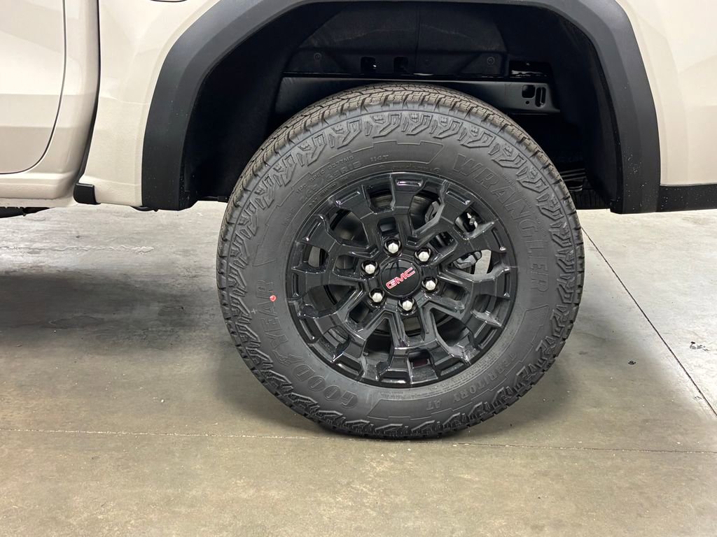 New 2026 GMC Canyon Elevation w/ Convenience Package RWD image 13