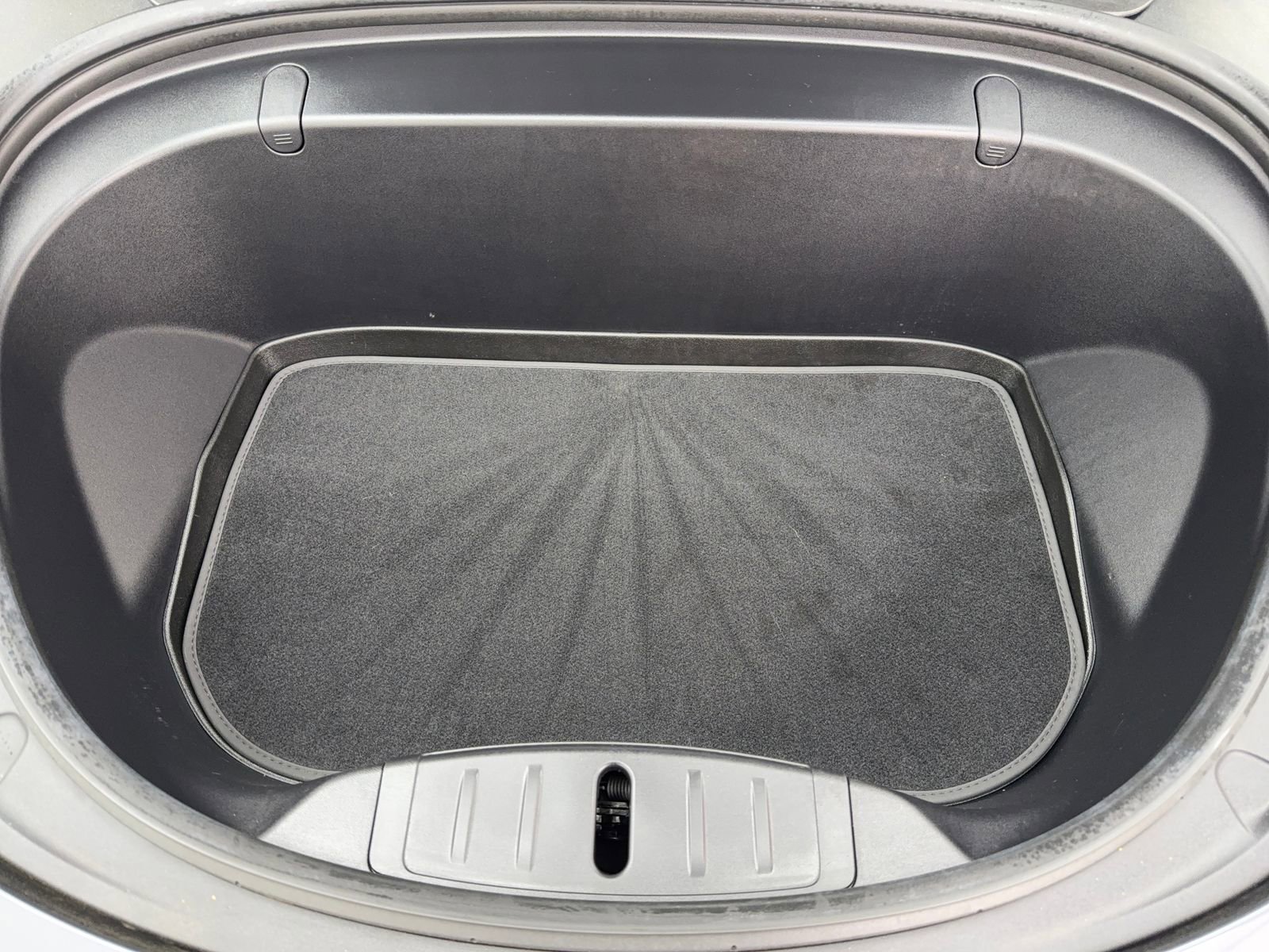 Used 2018 Tesla Model 3 Long Range image 54