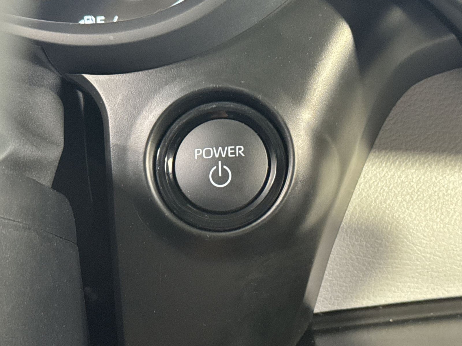 Used 2026 Toyota Sienna XLE FWD image 44