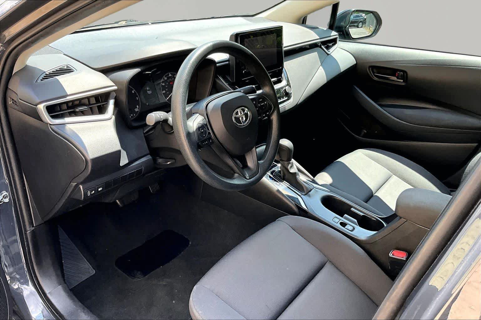 Certified 2024 Toyota Corolla LE FWD image 18