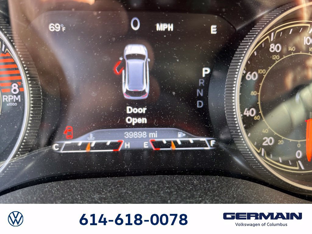 Used 2018 Jeep Cherokee Trailhawk w/ Cold Weather Group AWD/4WD image 23
