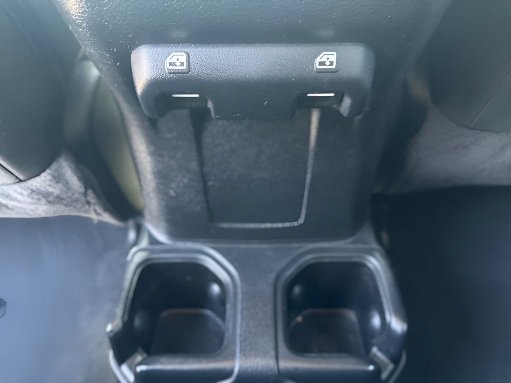 Used 2021 Jeep Wrangler Unlimited Sport AWD/4WD image 31