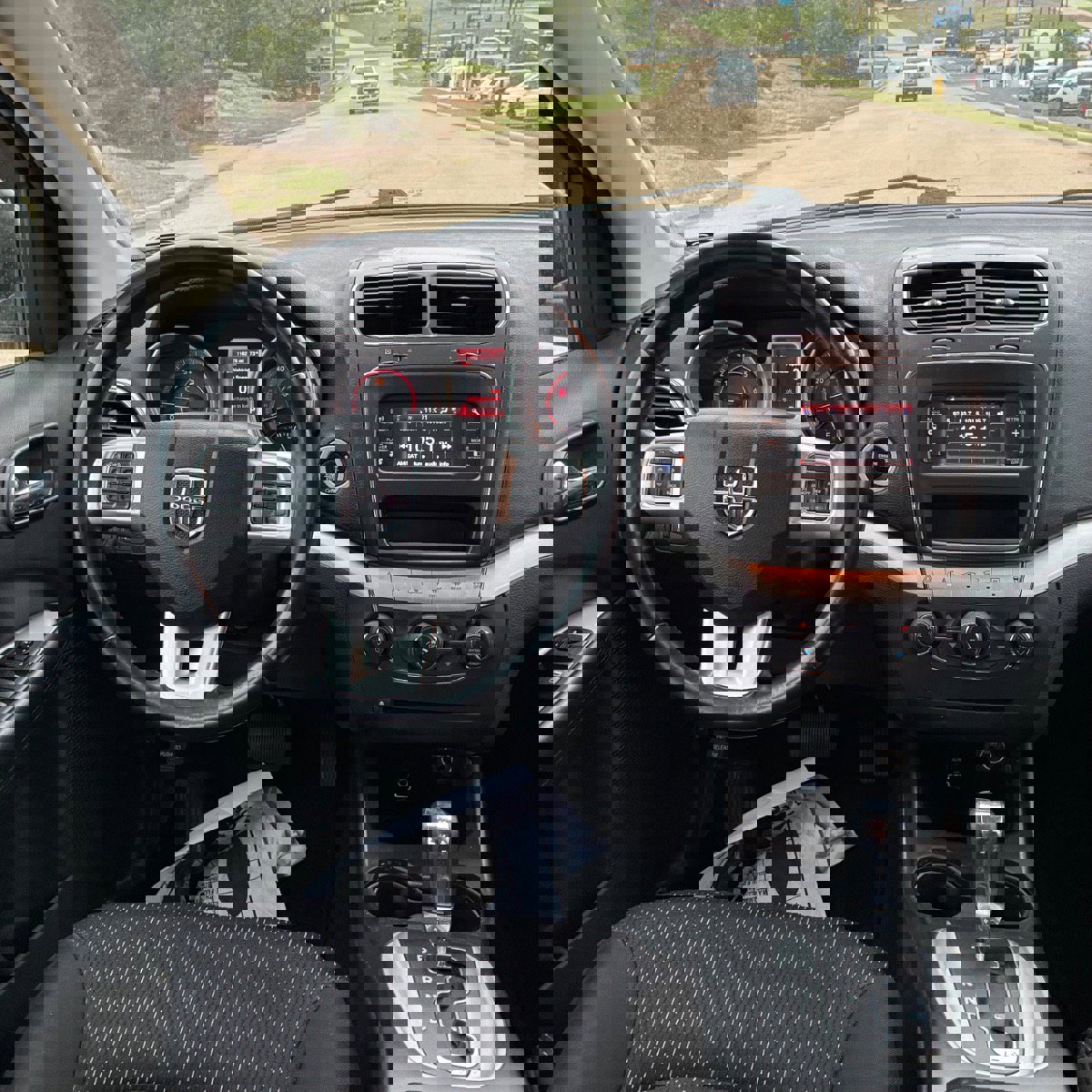 Used 2019 Dodge Journey SE w/ Connectivity Group image 29