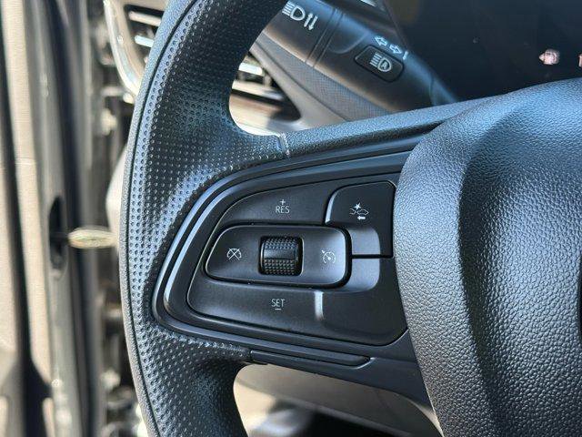 Used 2025 Buick Envista Preferred image 16