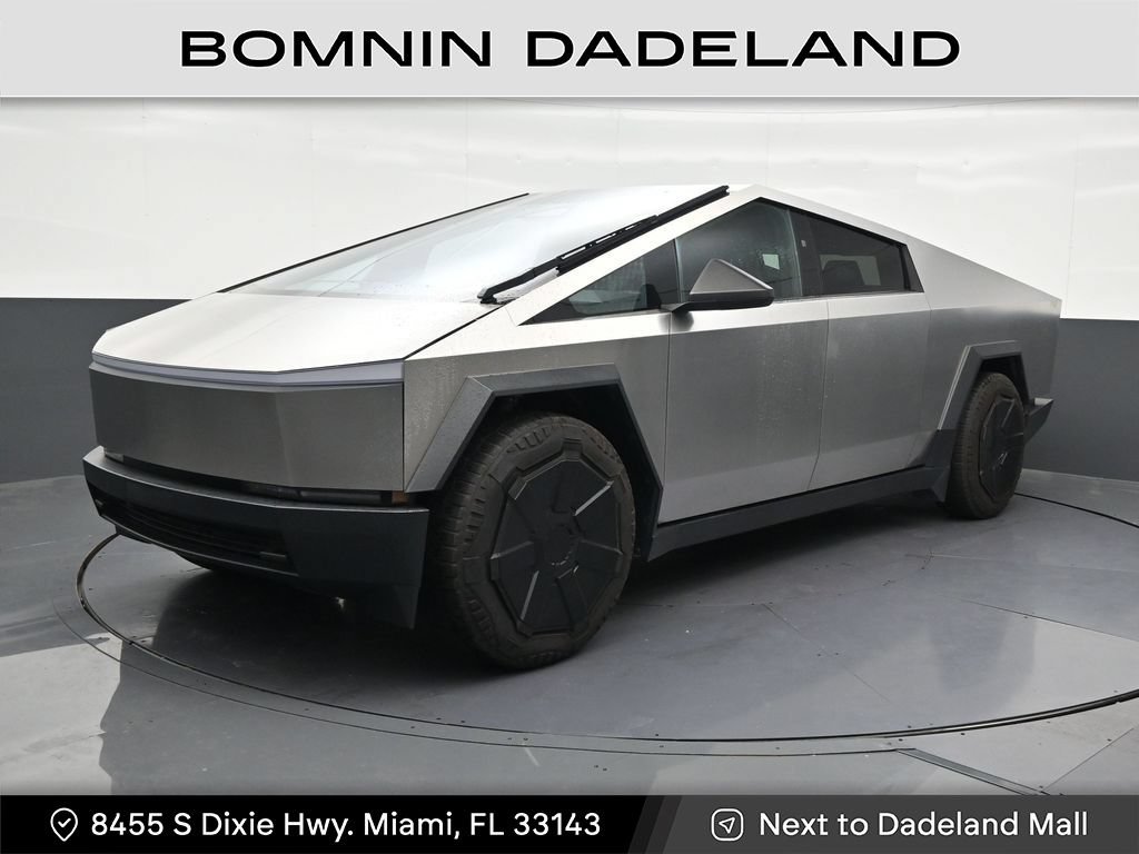 Used 2024 Tesla Cybertruck AWD Crew Cab image 1