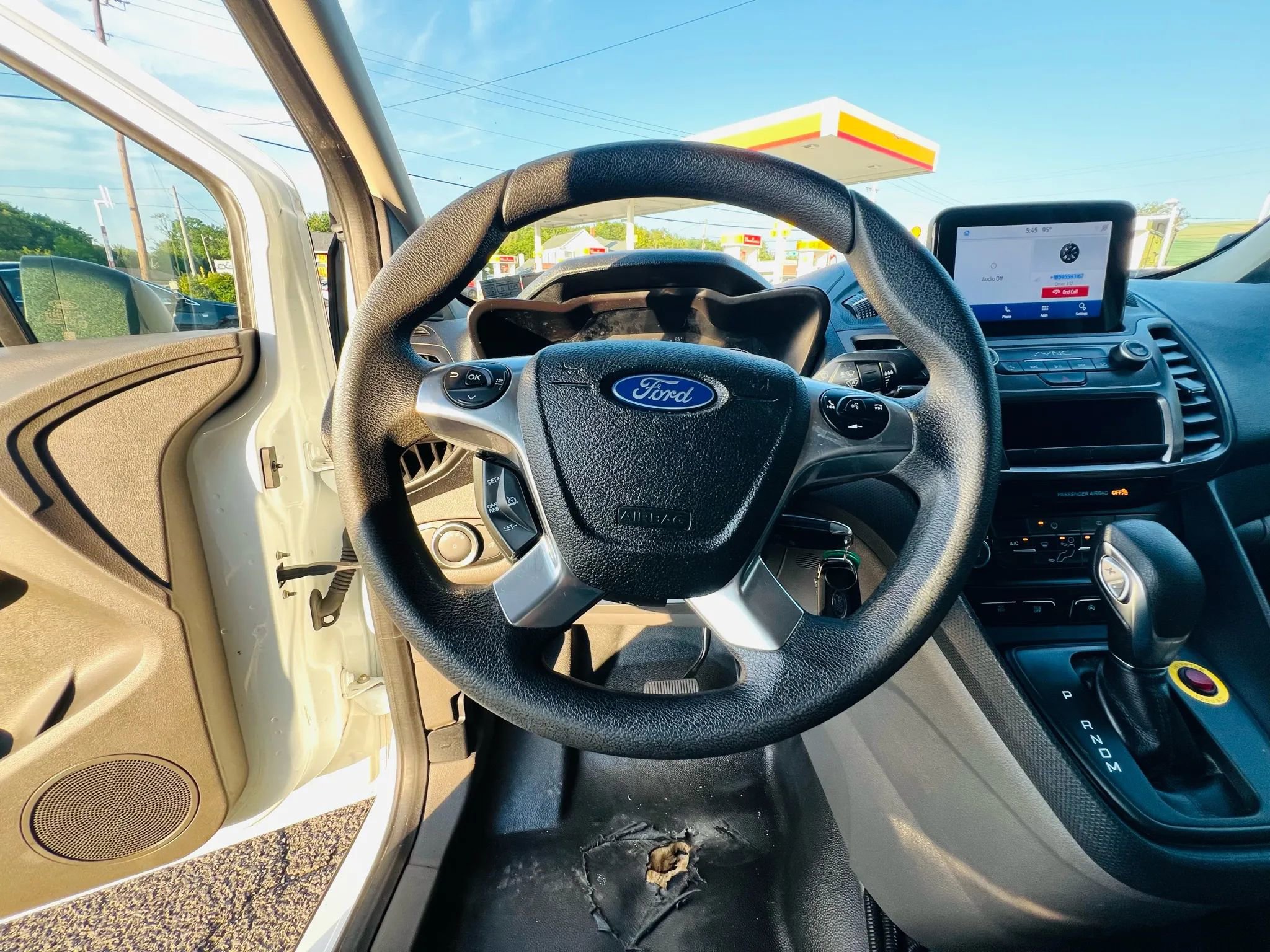 Used 2020 Ford Transit Connect XL image 22