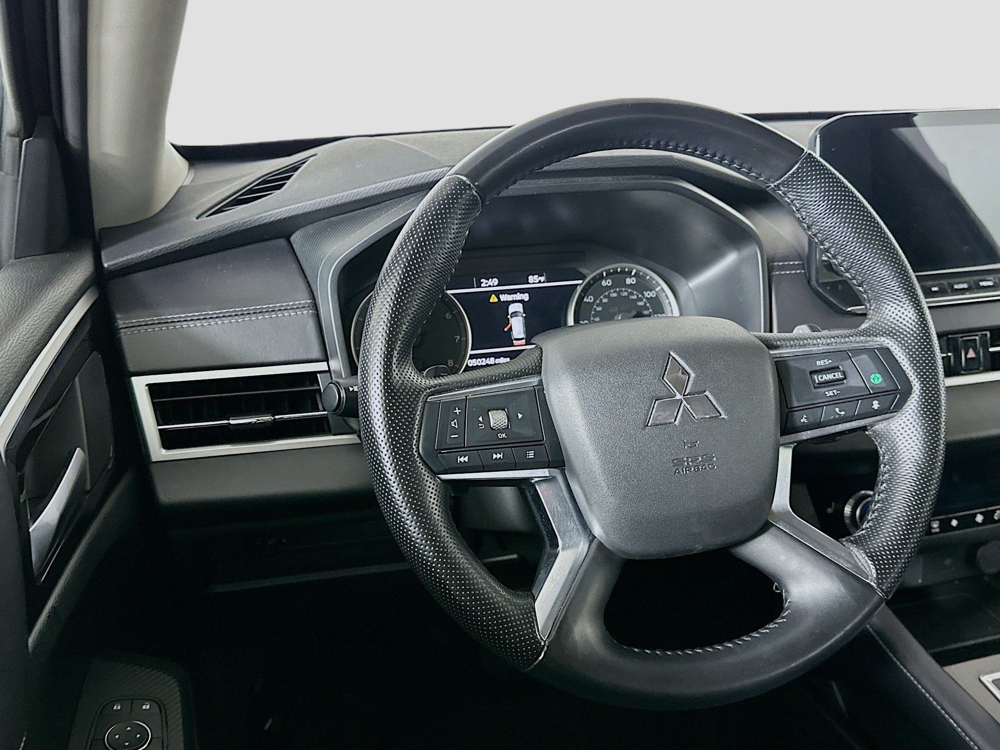 Used 2024 Mitsubishi Outlander SE AWD/4WD image 18