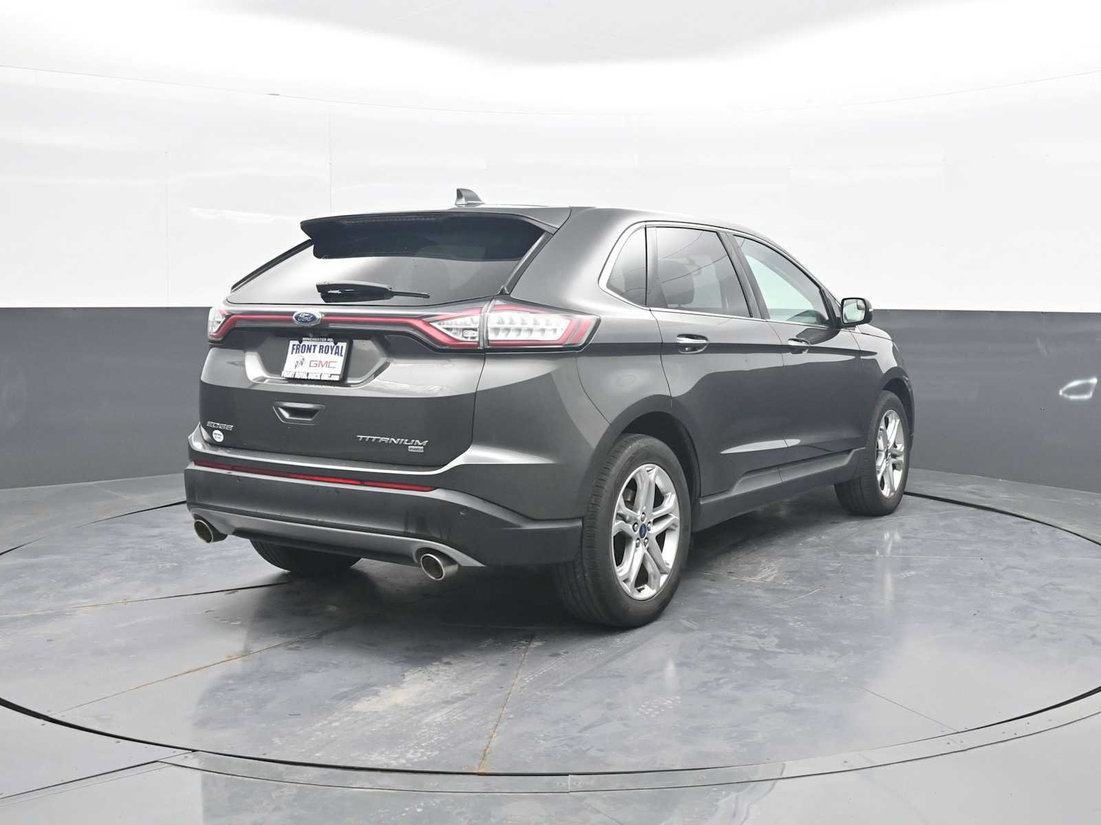 Used 2018 Ford Edge Titanium w/ Equipment Group 301A AWD/4WD image 7