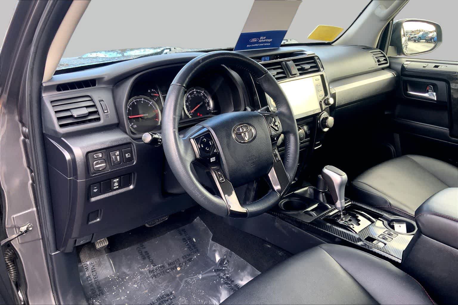 Used 2021 Toyota 4Runner TRD Off-Road Premium AWD/4WD image 31