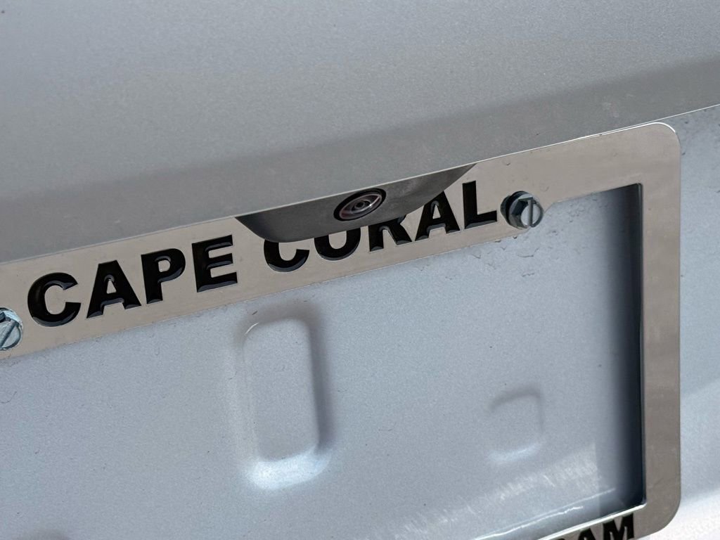 New 2026 Jeep Grand Cherokee L Laredo image 32