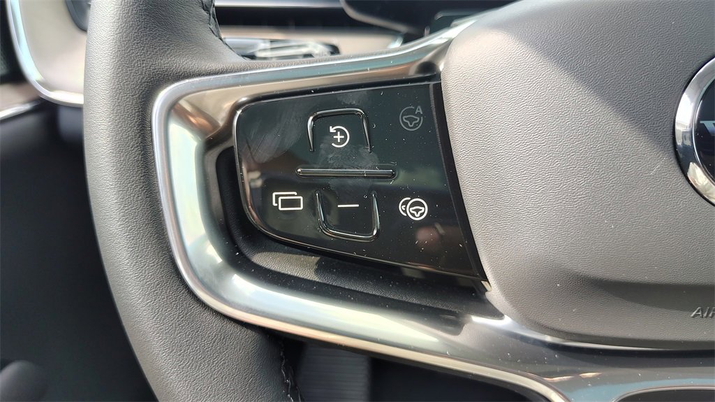 New 2025 Volvo EX90 Ultra image 16