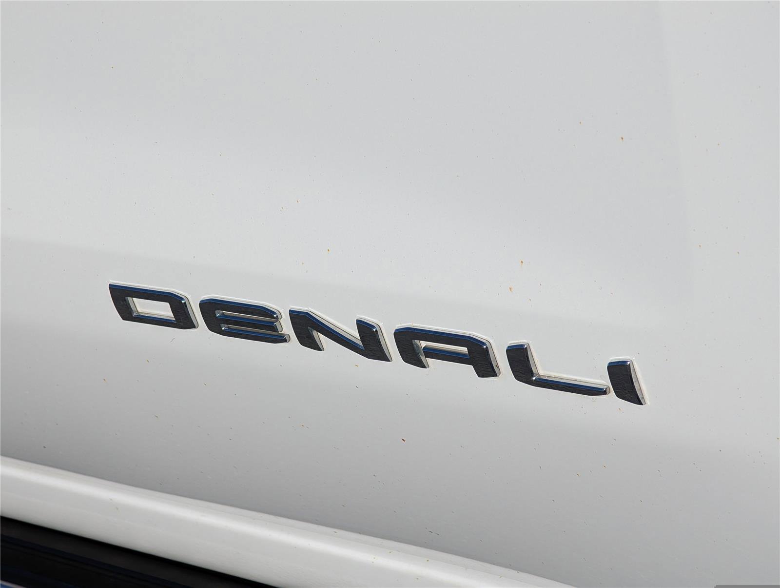 Used 2024 GMC Sierra 1500 Denali w/ Denali Reserve Package image 9