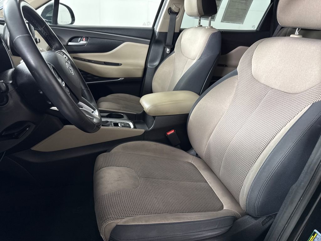 Used 2019 Hyundai Santa Fe SEL FWD image 11