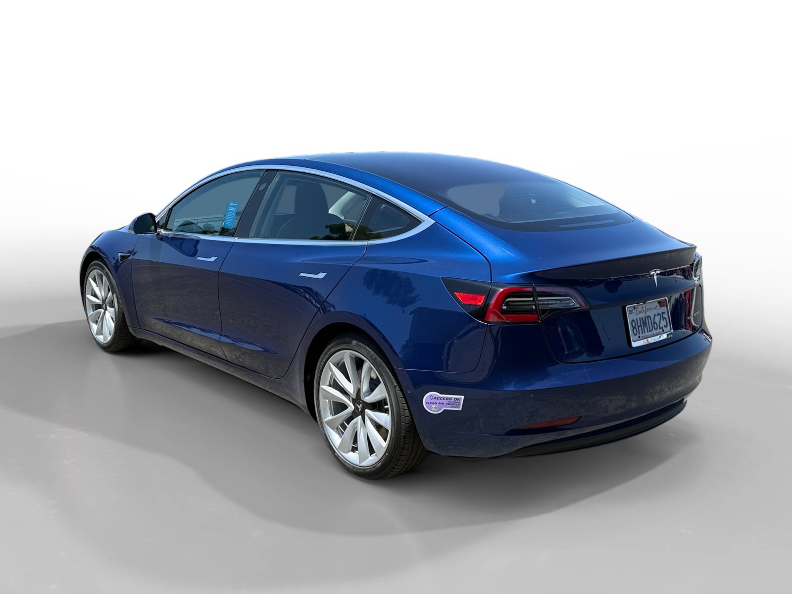 Used 2018 Tesla Model 3 Long Range AWD/4WD image 3