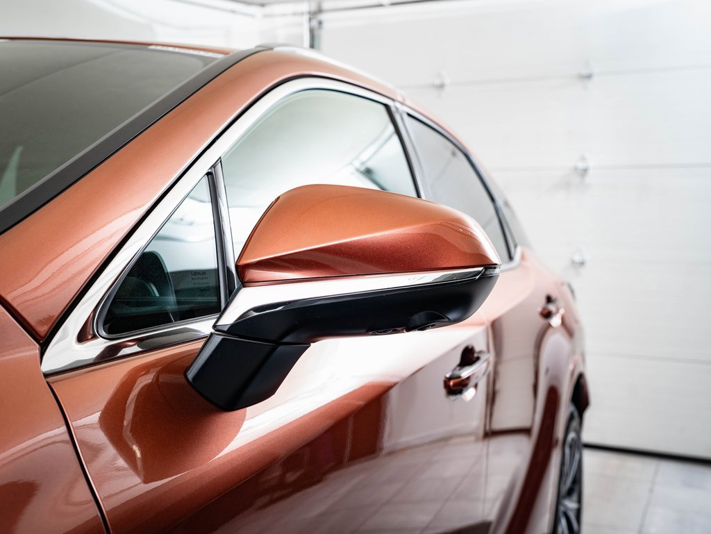 Certified 2024 Lexus RX 350h w/ Convenience Package image 15