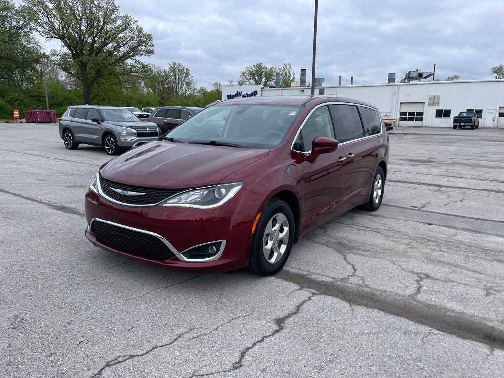 Used 2020 Chrysler Pacifica Touring FWD 360° Tour