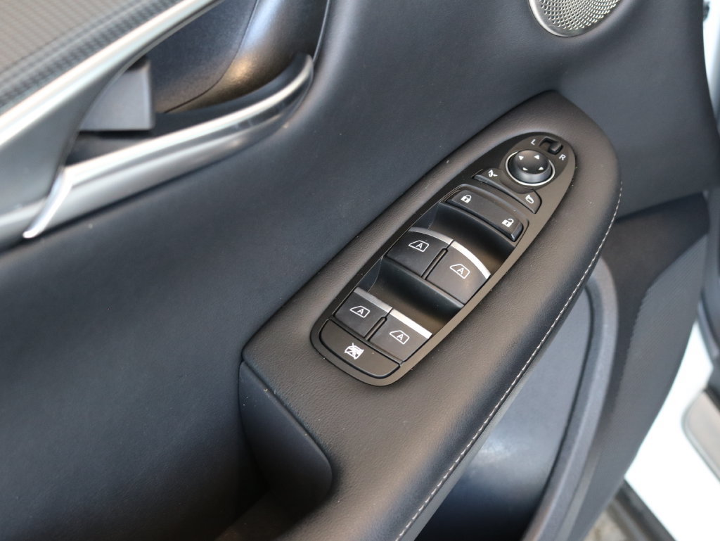 Used 2023 INFINITI QX50 Sport AWD/4WD image 28