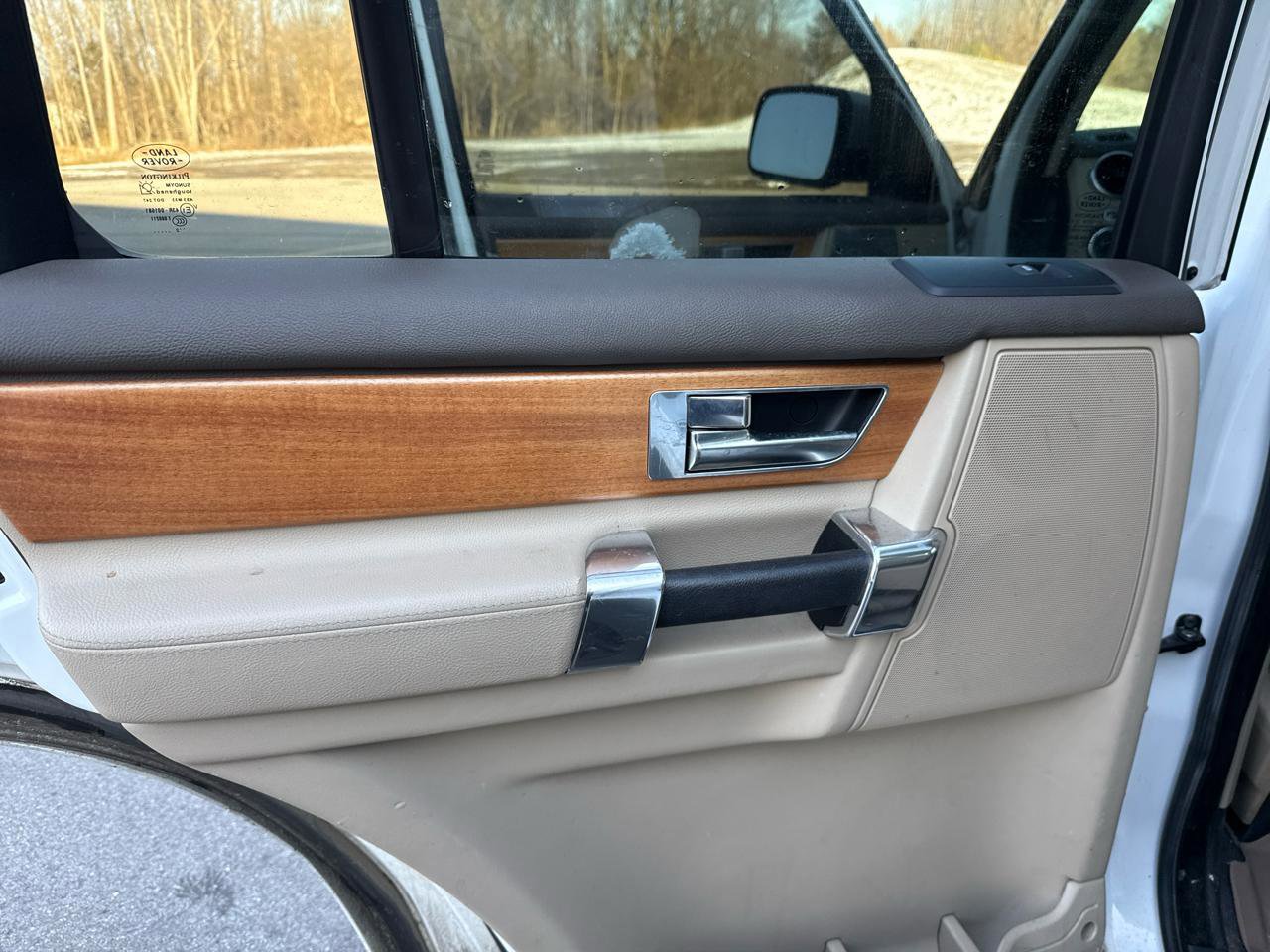 Used 2013 Land Rover LR4 HSE image 17