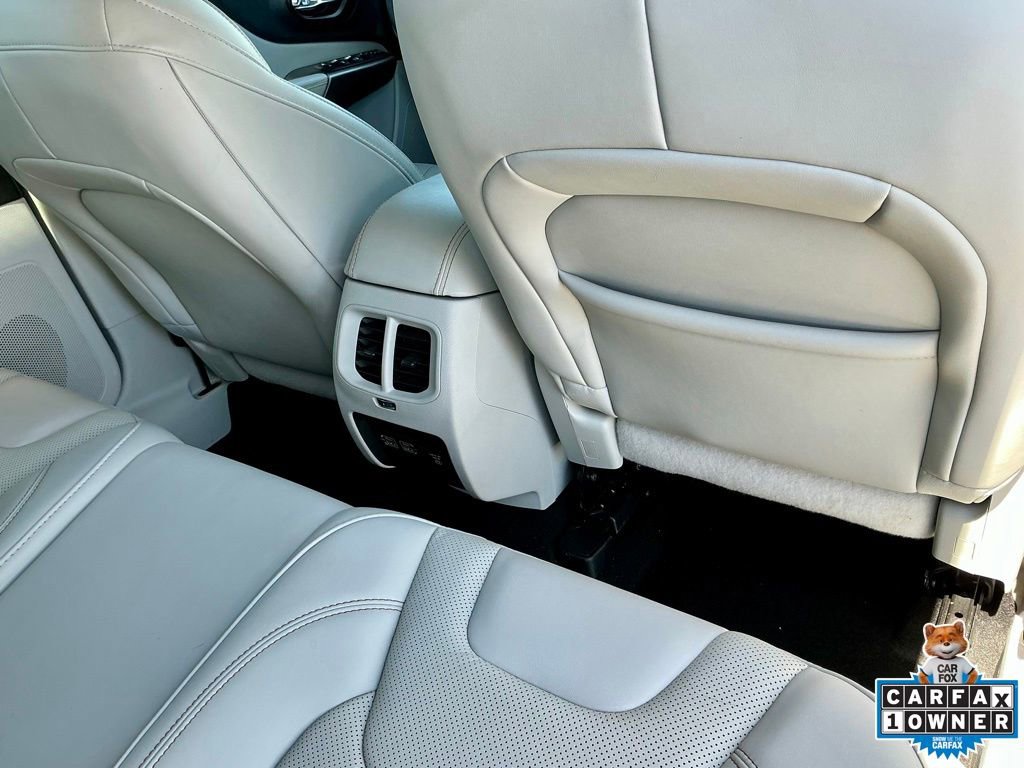 Used 2022 Jeep Cherokee Latitude Lux w/ Sun & Sound Group AWD/4WD image 28