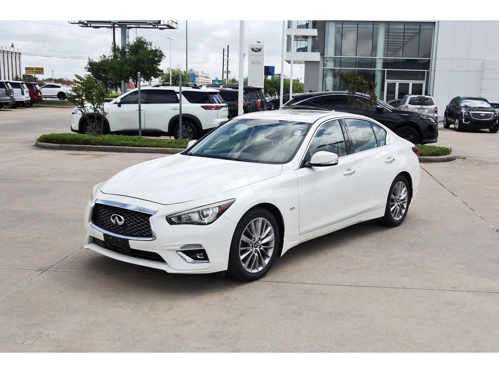 Used 2019 INFINITI Q50 Luxe image 2