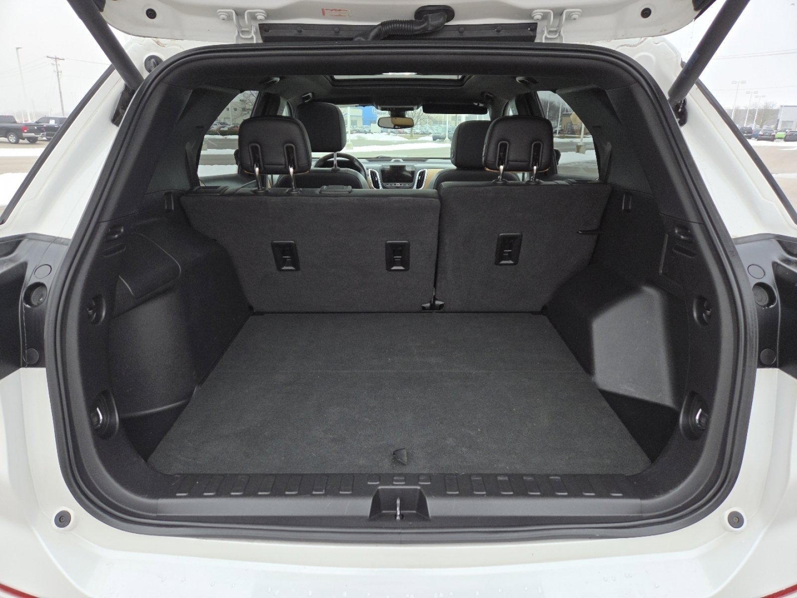 Used 2018 Chevrolet Equinox Premier image 19