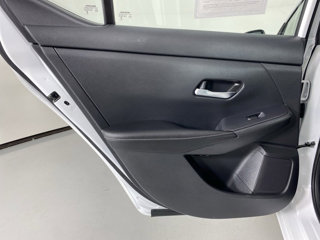 Used 2023 Nissan Sentra SV image 31