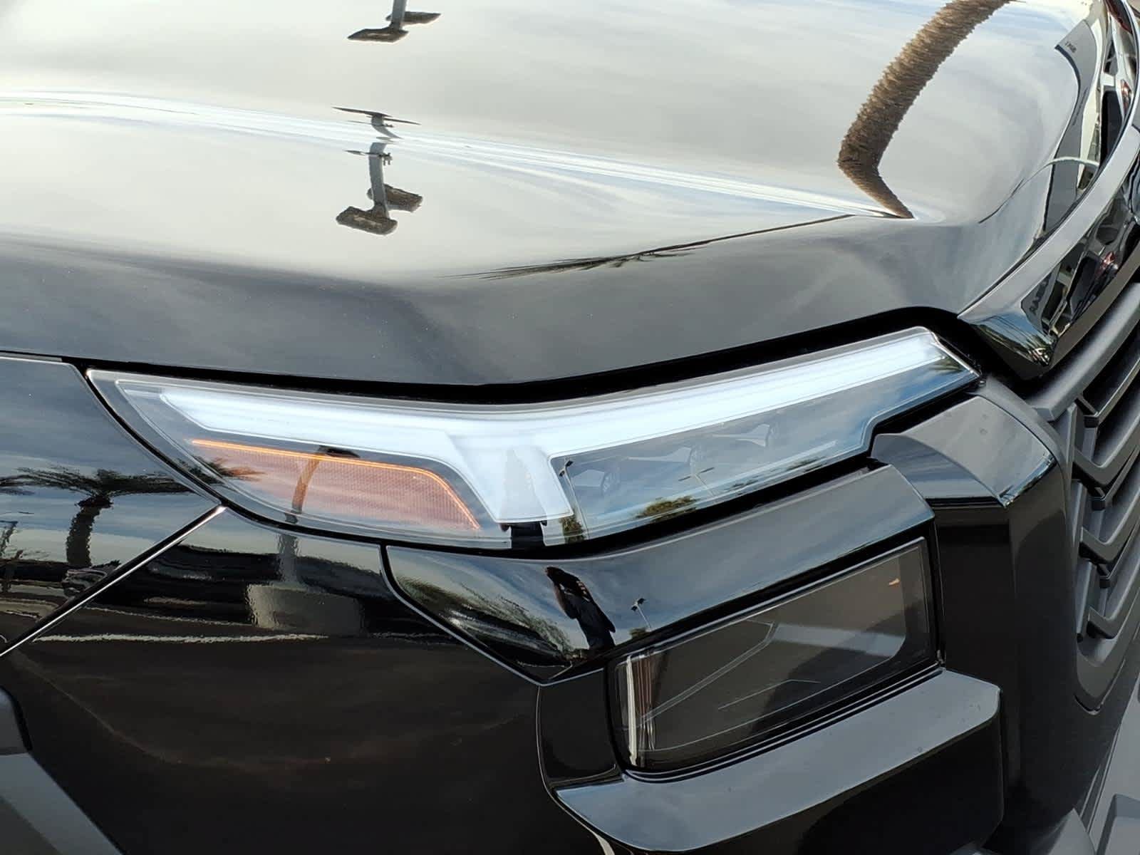 New 2026 Subaru Outback Limited XT AWD/4WD image 8