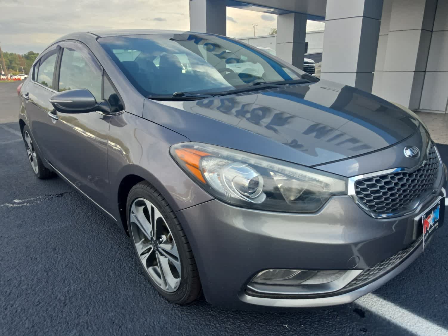 Used 2015 Kia Forte EX w/ UVO Package W/17" Alloys FWD image 7