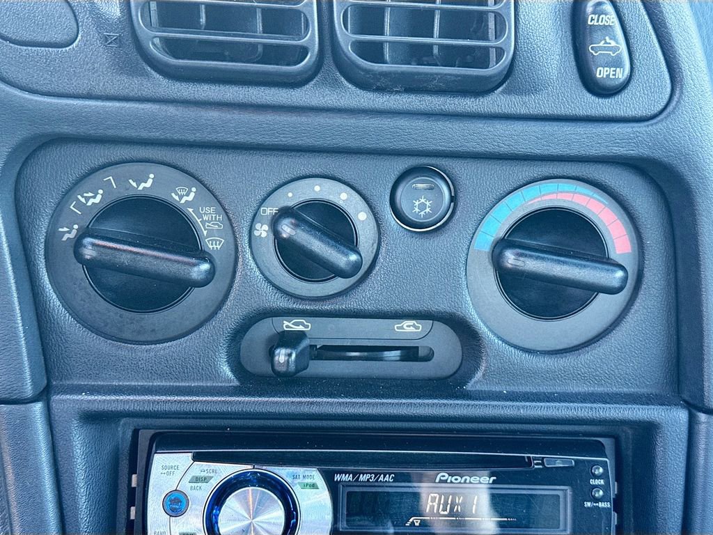 Used 1999 Mitsubishi Eclipse GS image 12