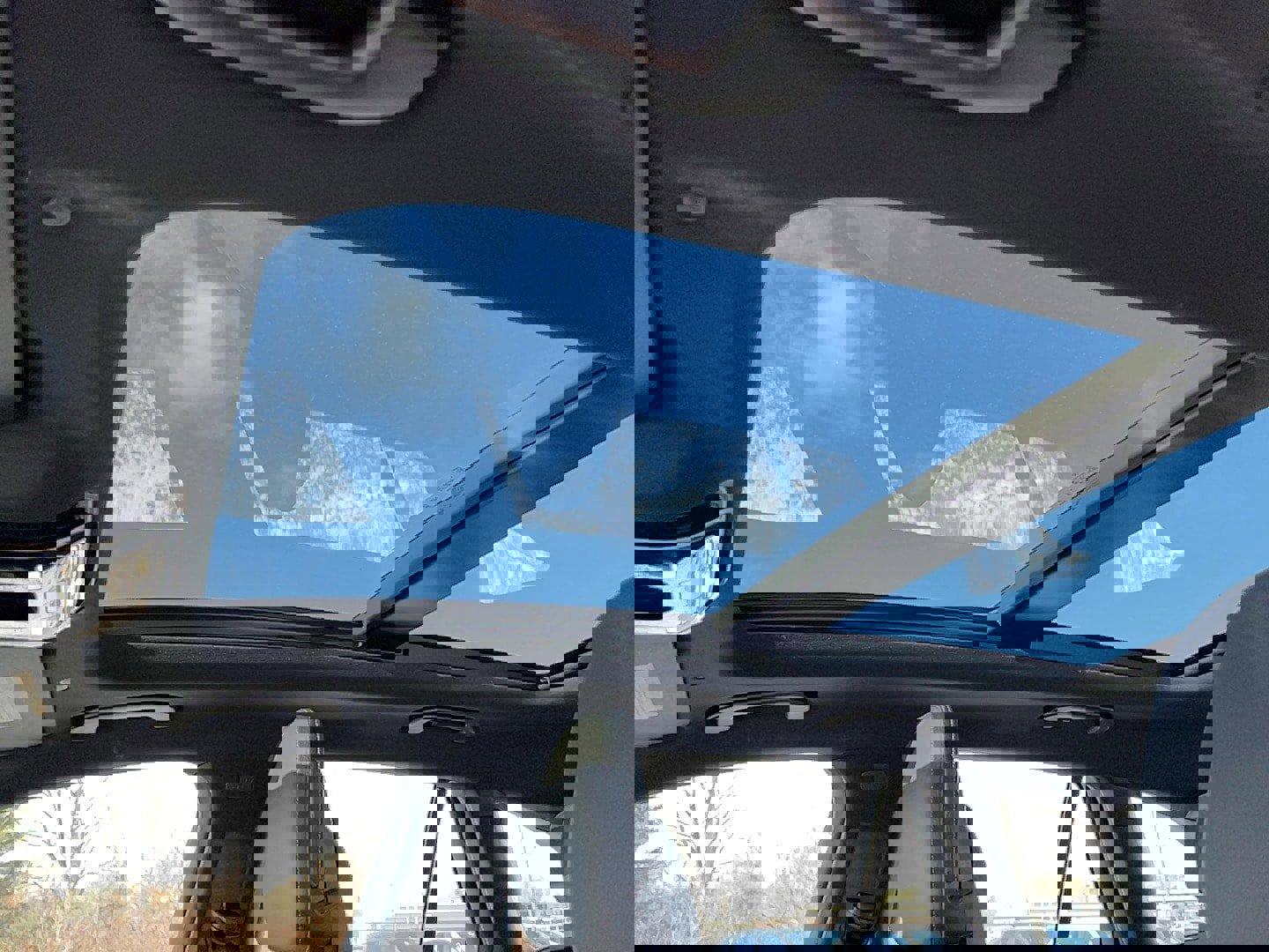 Used 2025 Mercedes-Benz GLC 43 AMG 4MATIC image 10