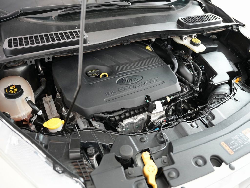 Used 2018 Ford Escape SE image 54