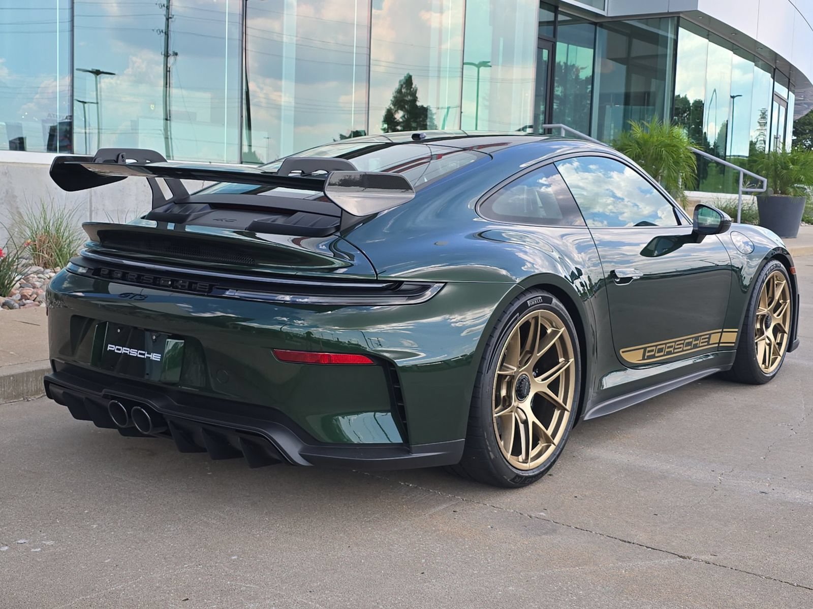 Used 2026 Porsche 911 GT3 RWD image 7