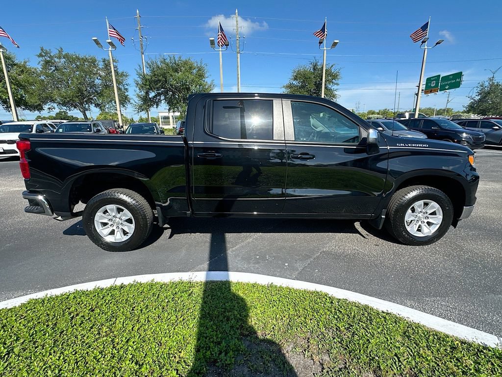 Certified 2025 Chevrolet Silverado 1500 LT RWD image 4