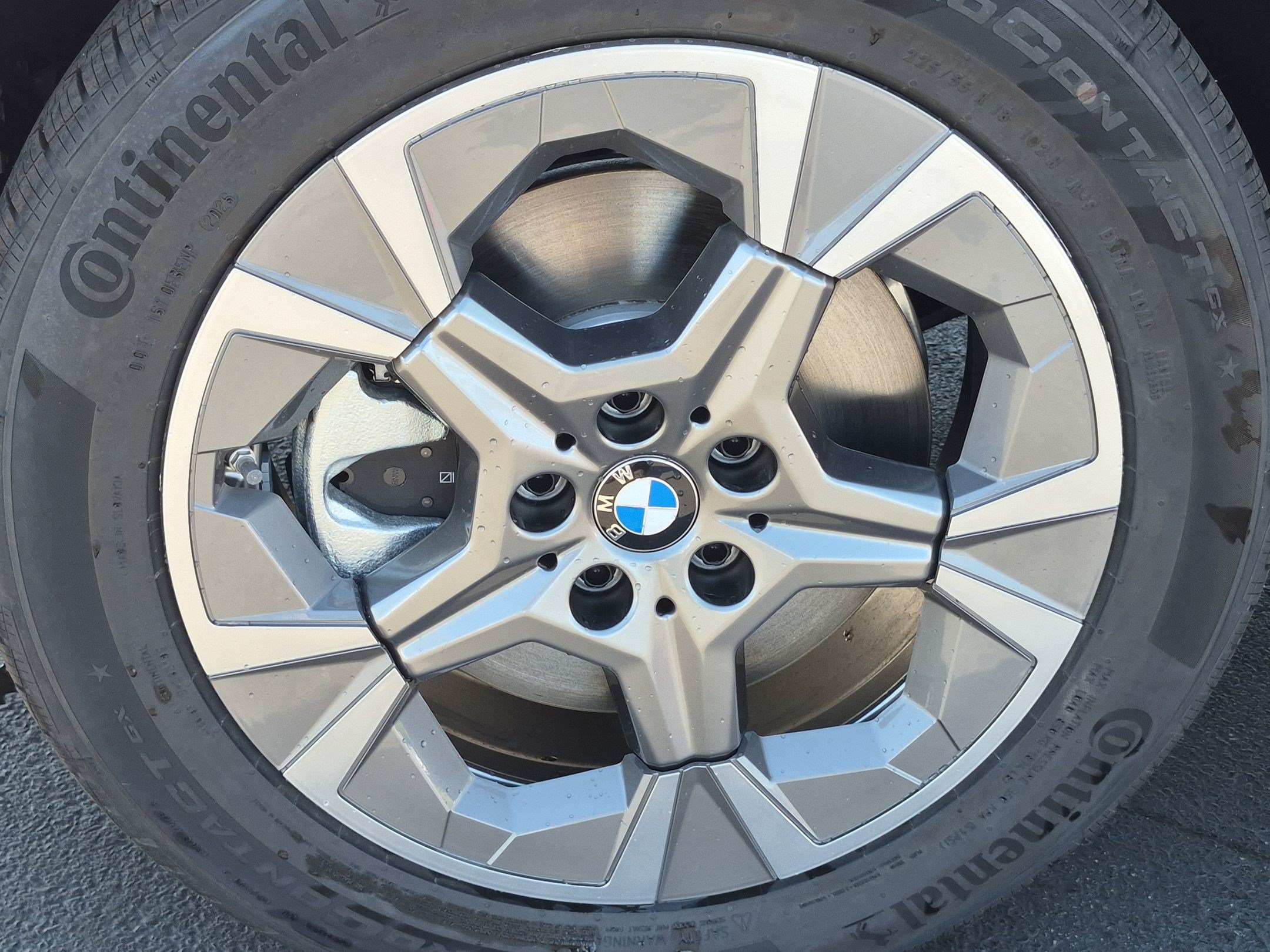 New 2027 BMW X1 xDrive28i AWD/4WD image 13