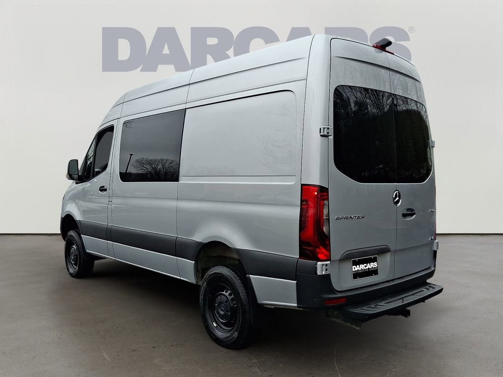 Used 2024 Mercedes-Benz Sprinter 2500 image 4