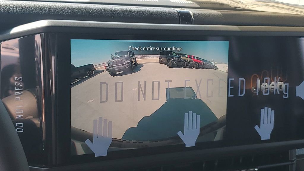 New 2025 Jeep Wrangler Sport S image 24